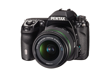 Pentax-K-5 II-USB-tethering-cable