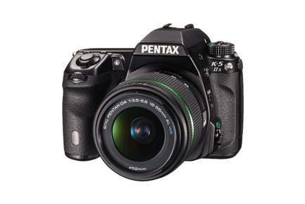 Pentax-K-5 IIs-USB-tethering-cable